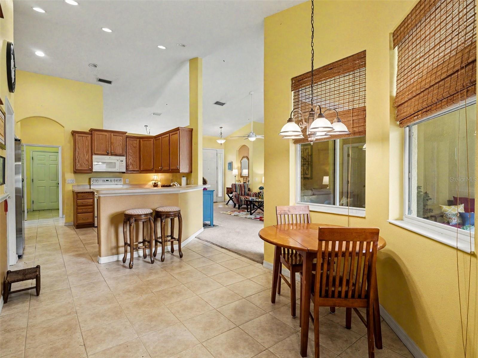 Listing Image #3