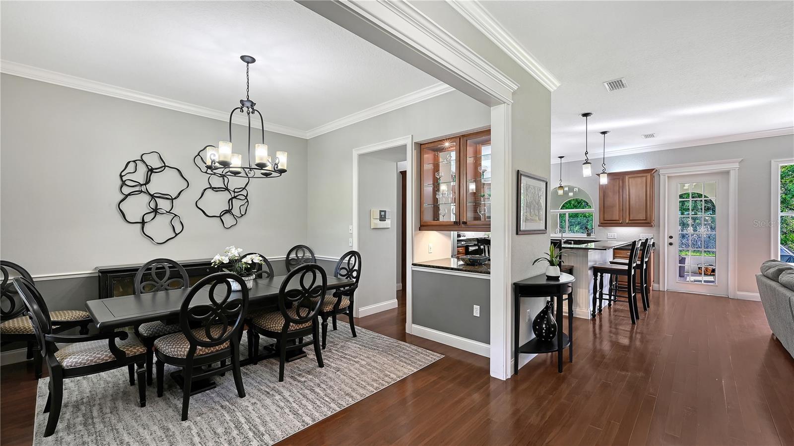 Listing Image #5