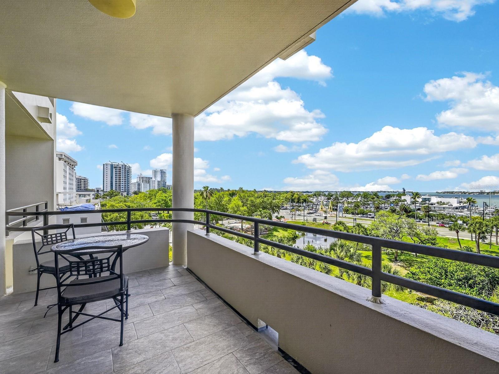 Listing Image #7