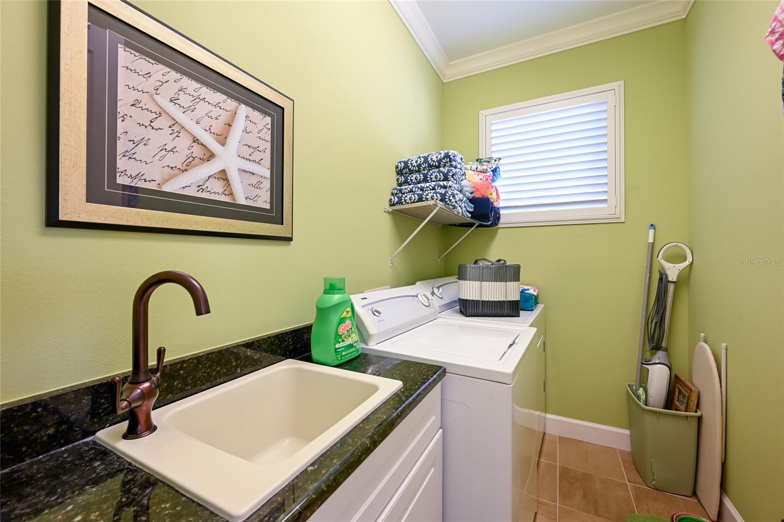Listing Image #28