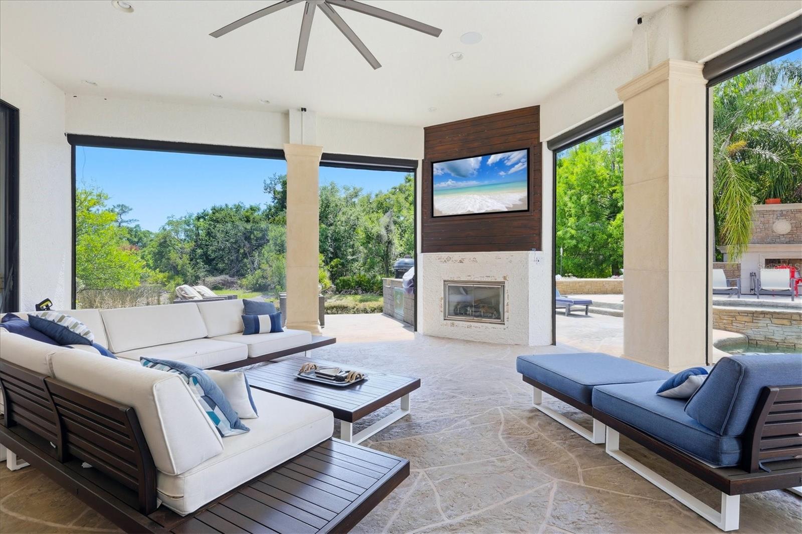 Listing Image #10
