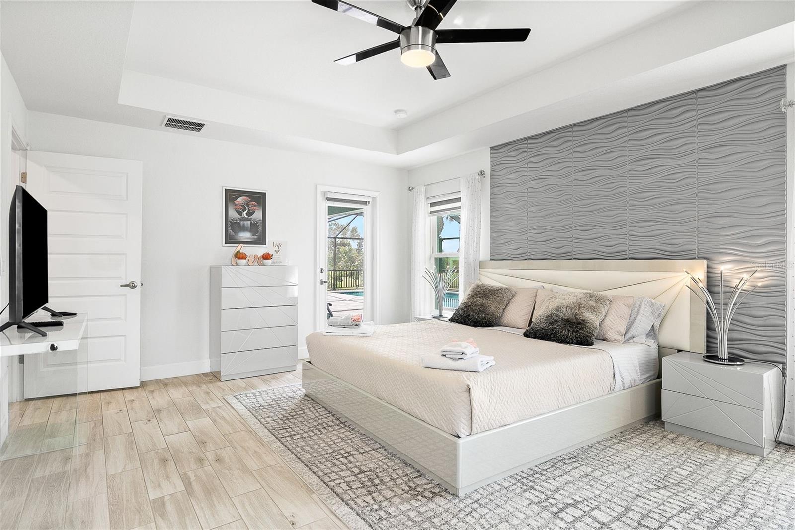 Listing Image #13