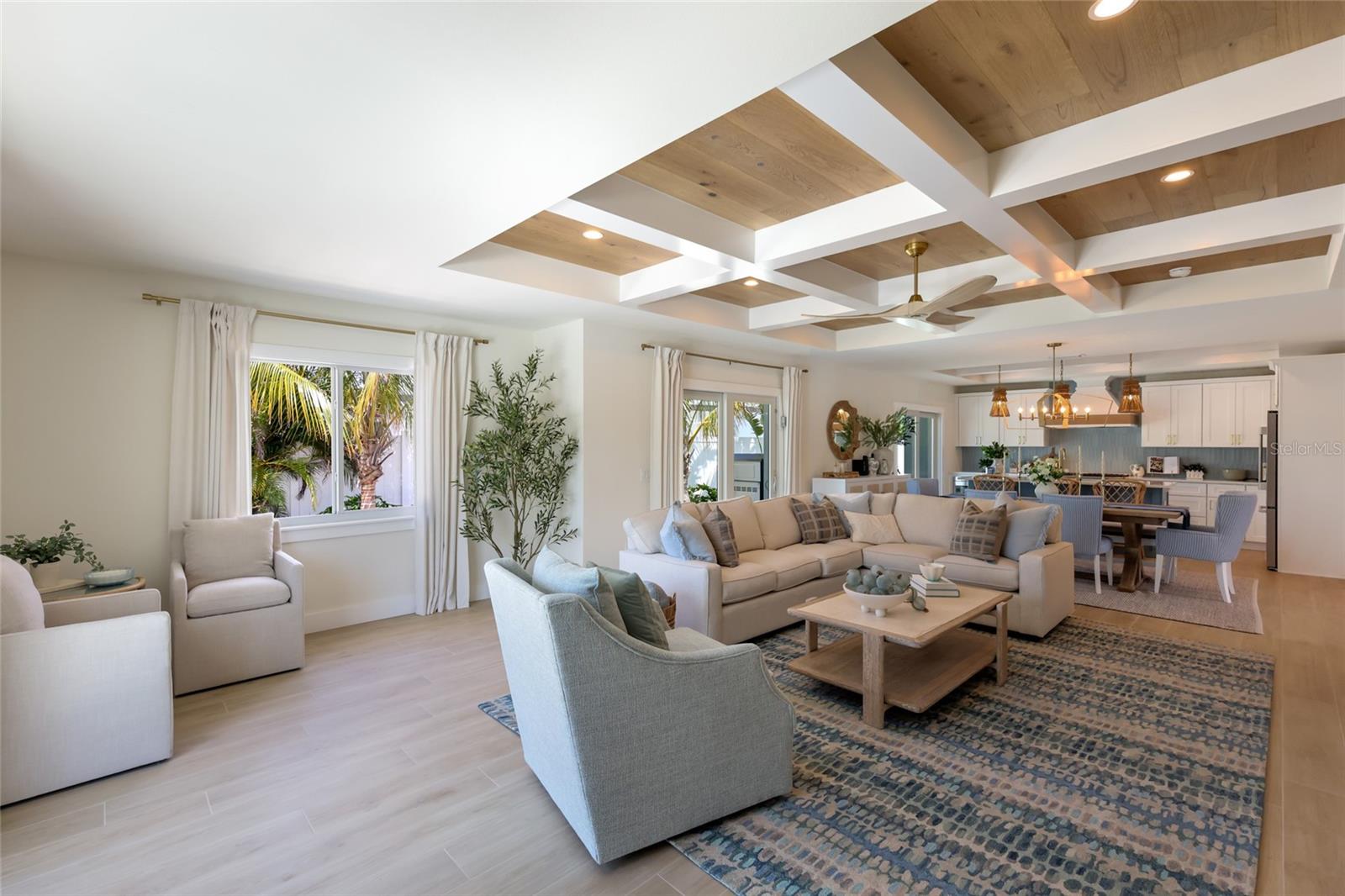 Listing Image #11
