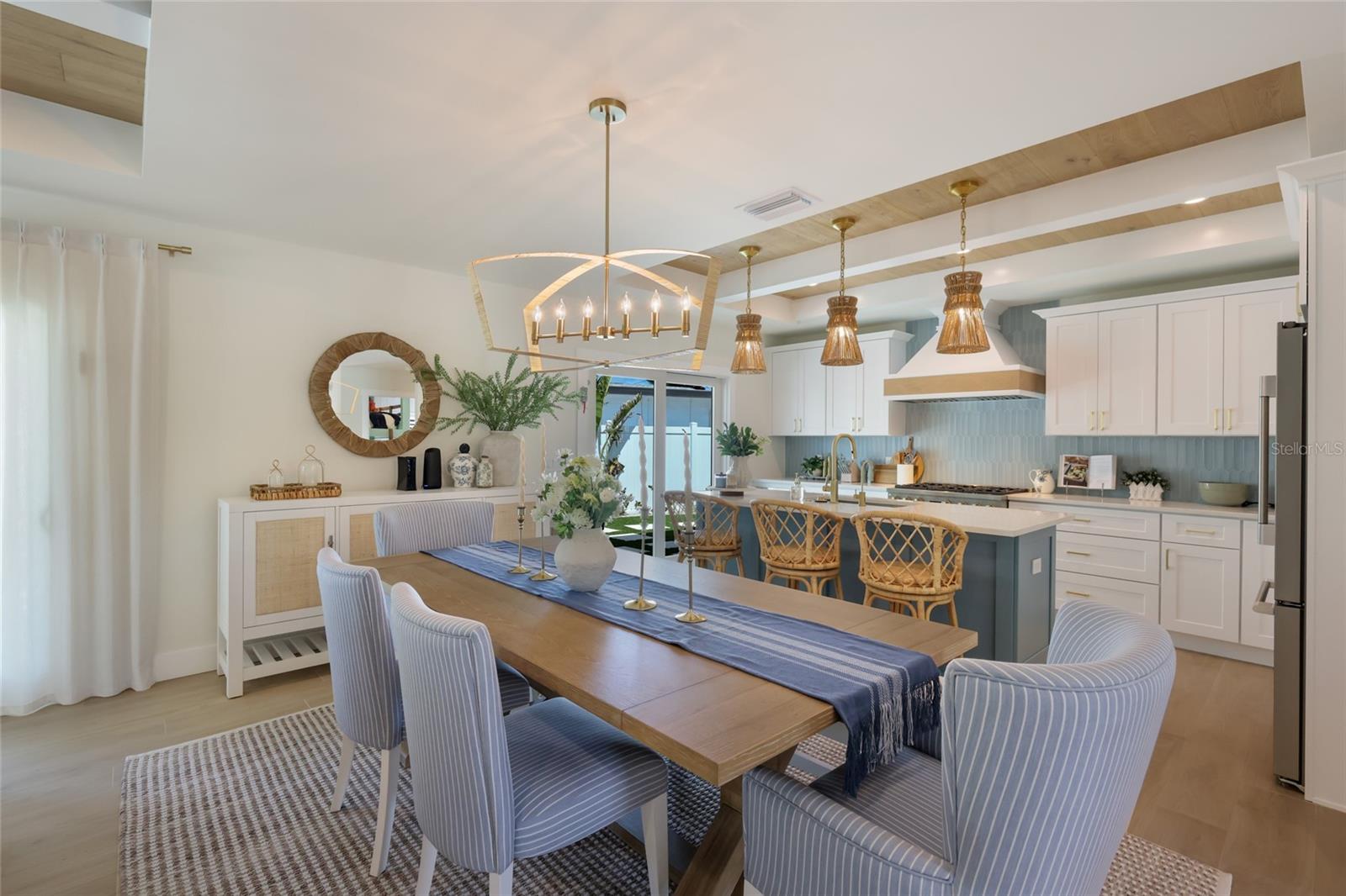 Listing Image #13