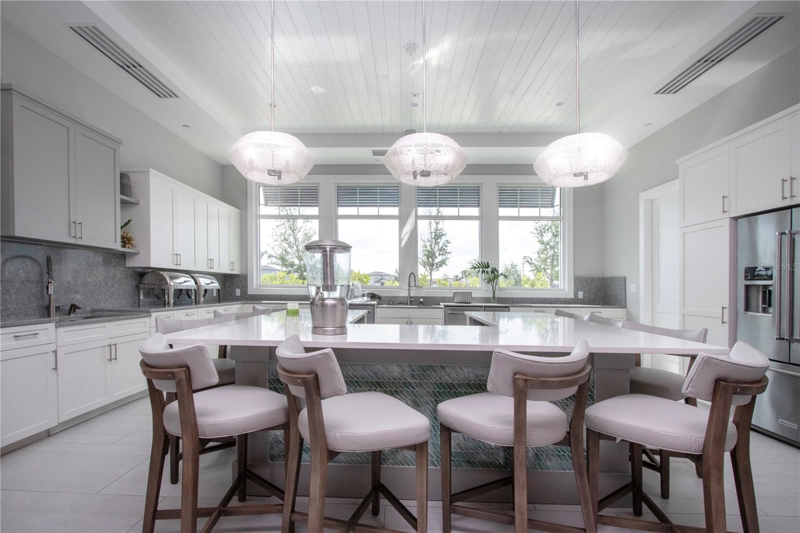 Listing Image #54