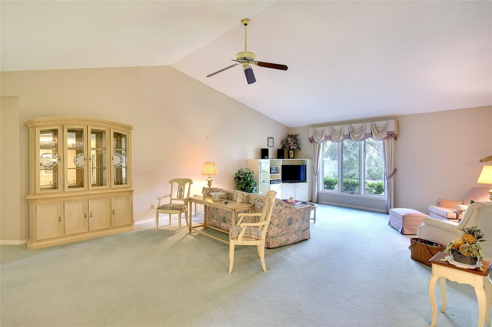 Listing Image #5