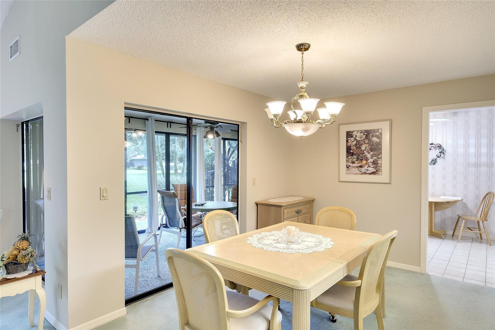 Listing Image #9