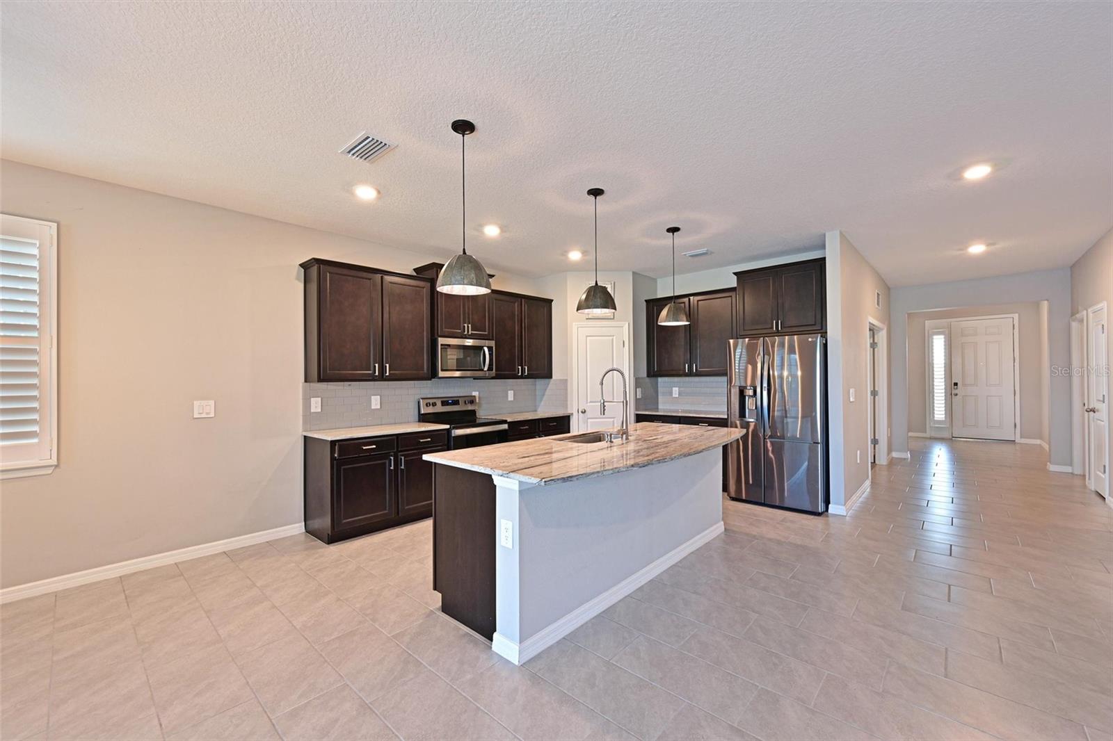 Listing Image #6