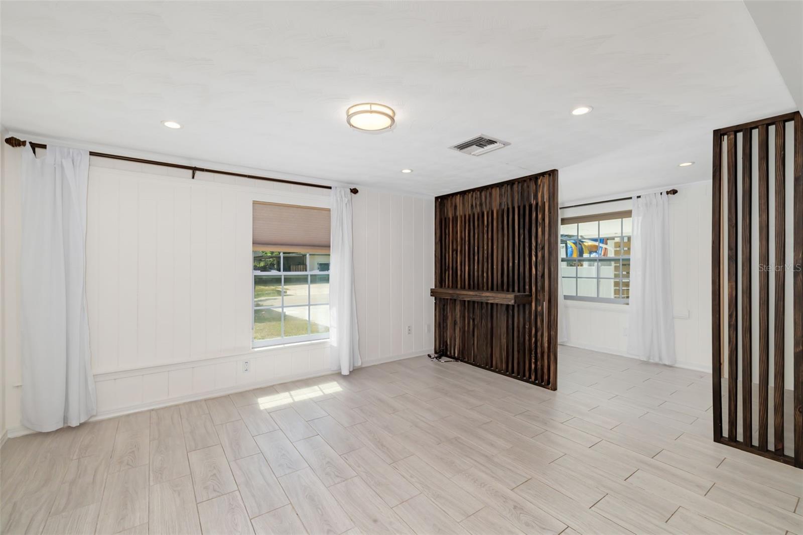 Listing Image #8