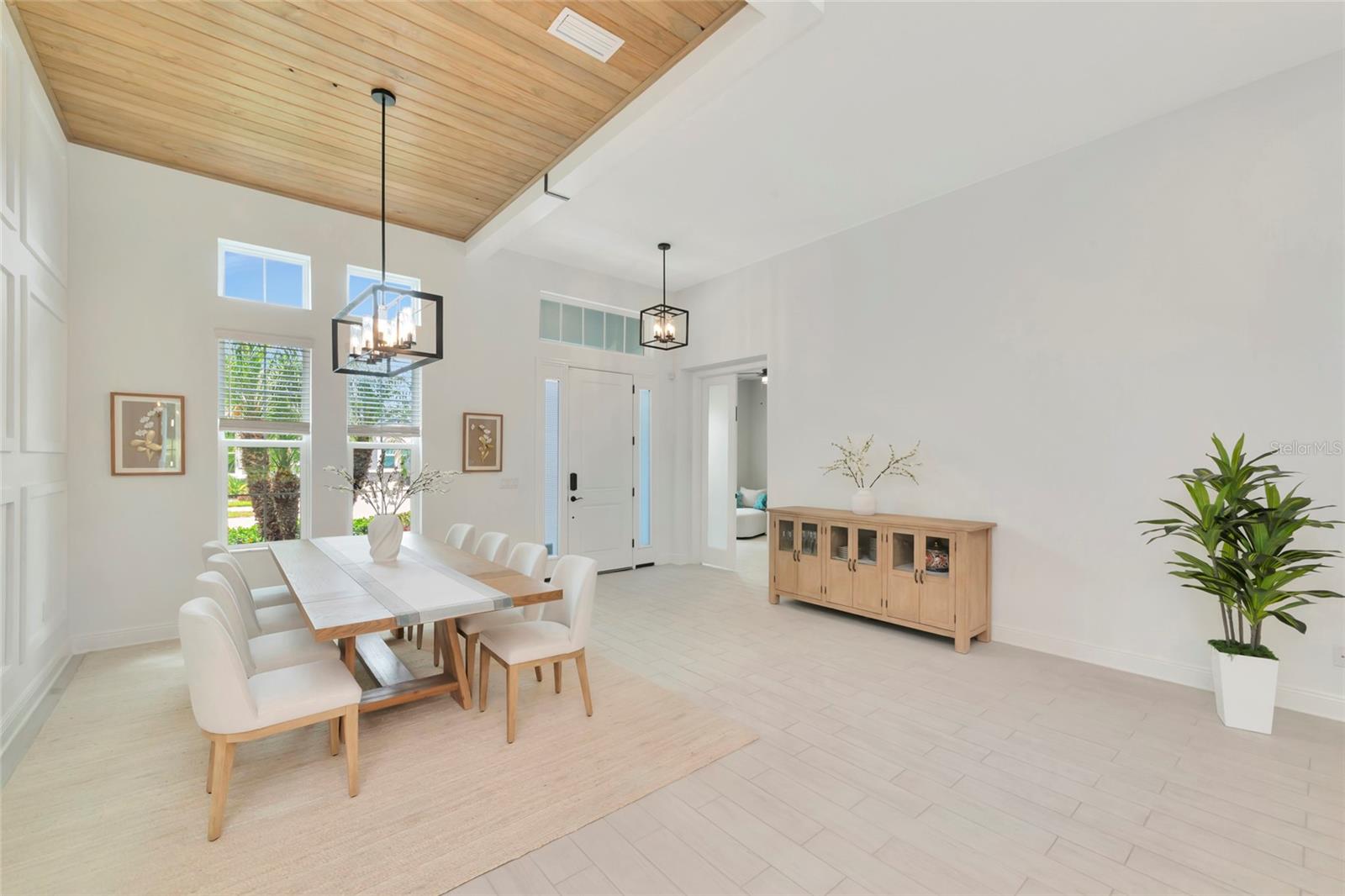 Listing Image #10