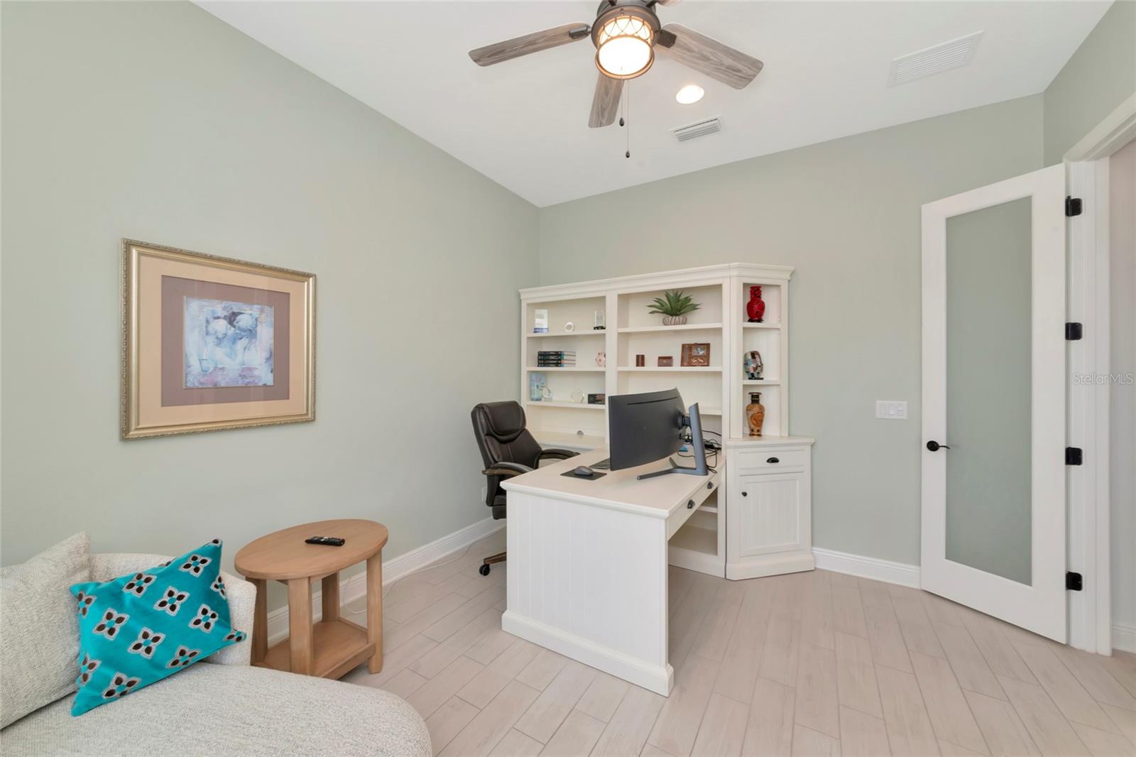 Listing Image #11