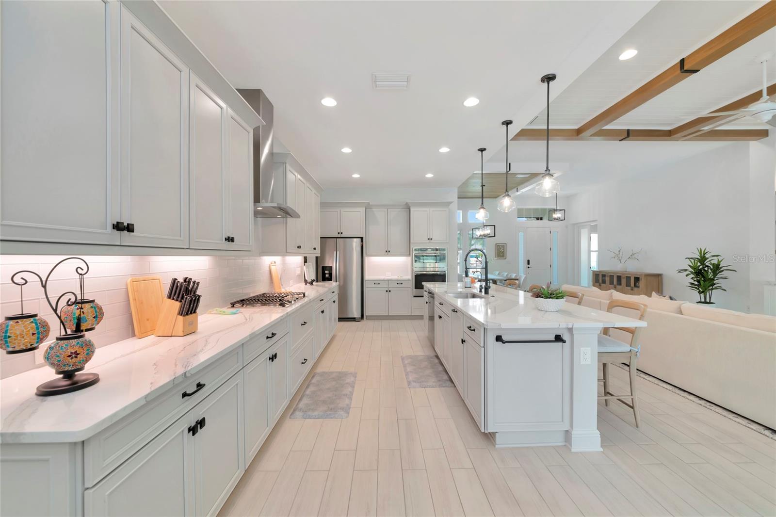 Listing Image #15