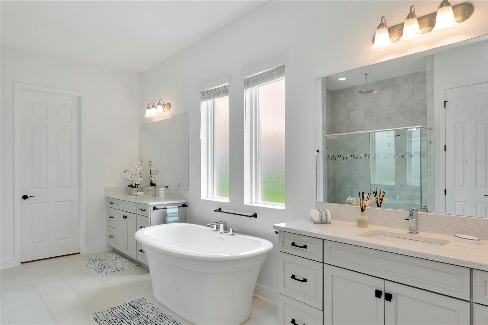 Listing Image #29