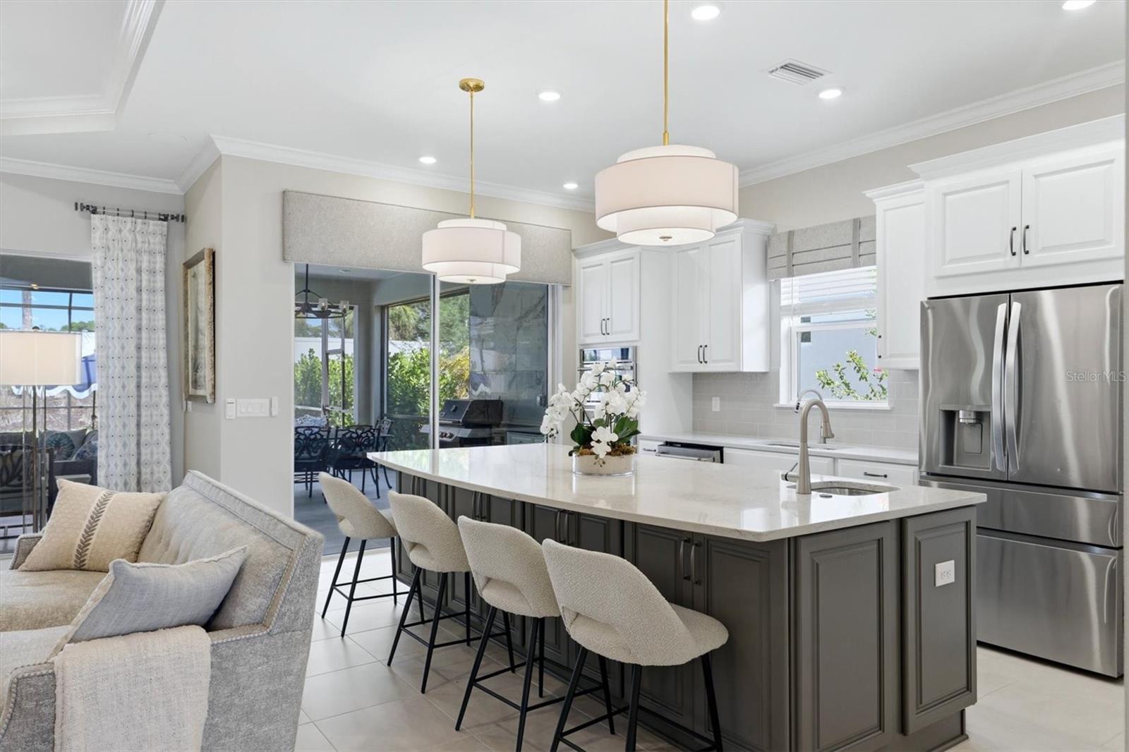 Listing Image #16