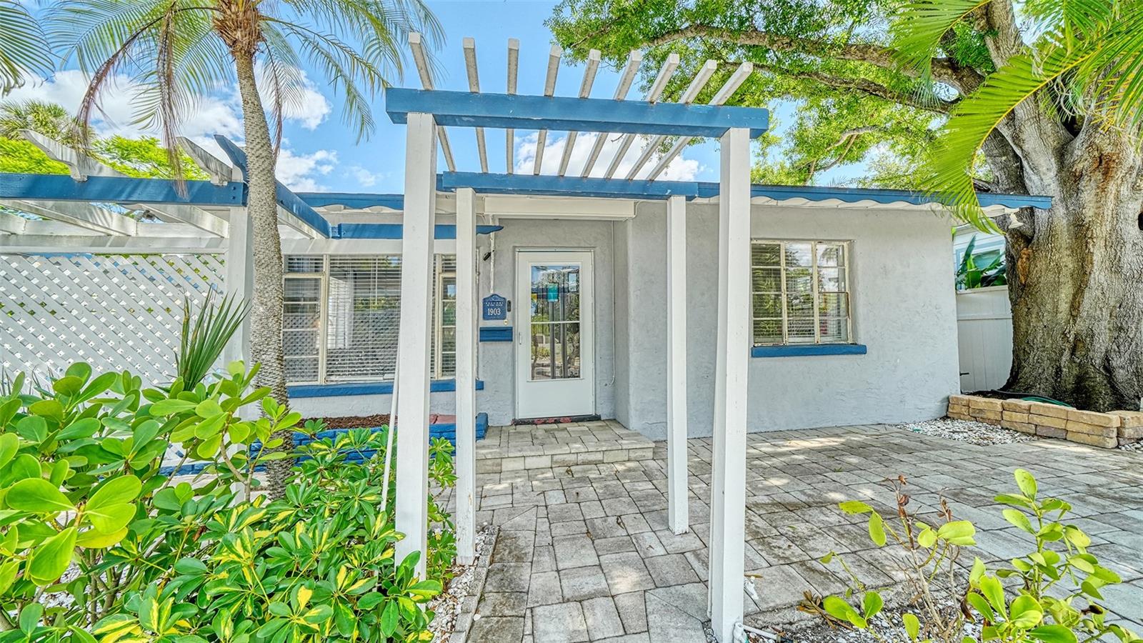 Listing Image #2