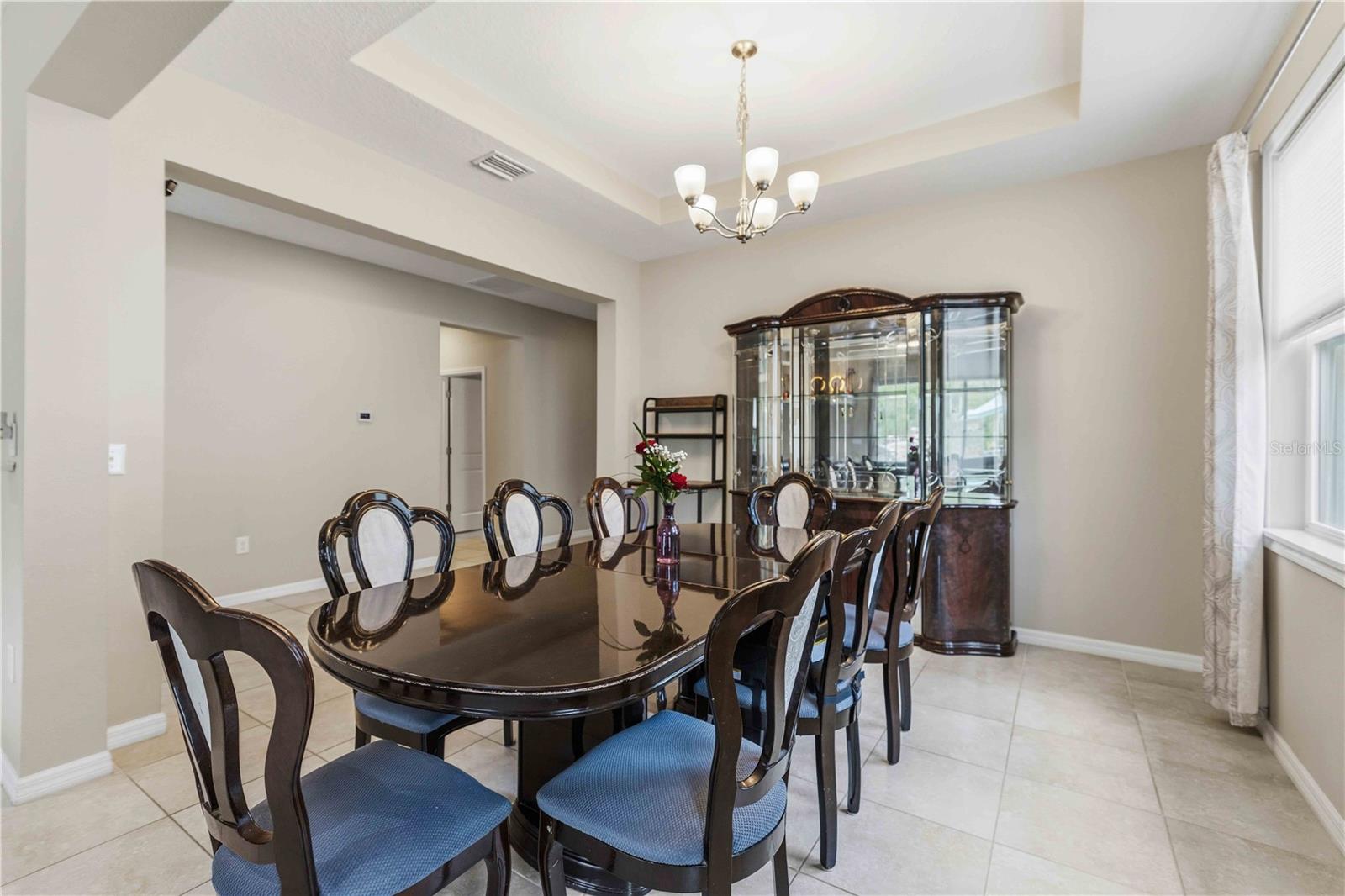 Listing Image #11