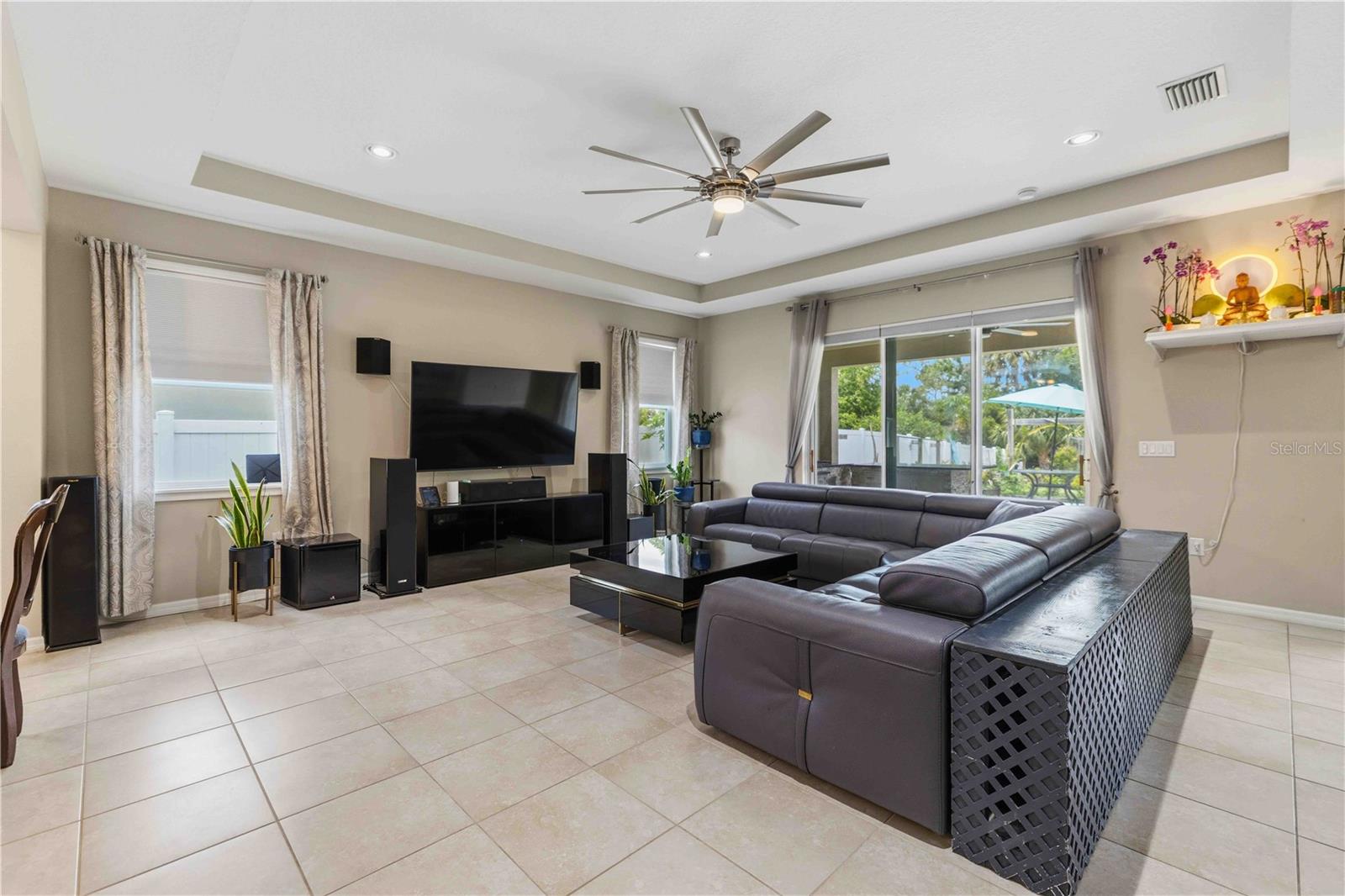 Listing Image #13