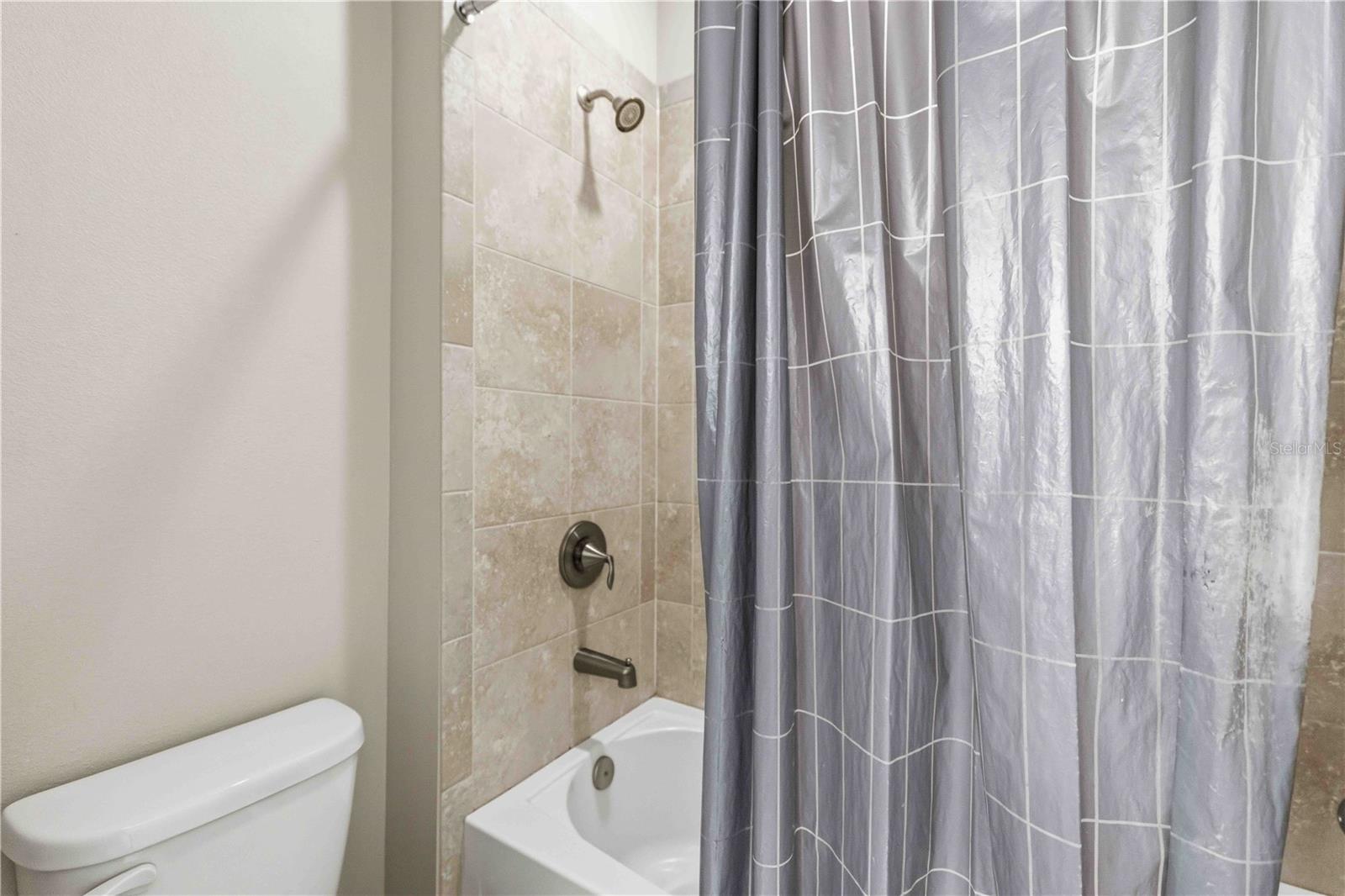 Listing Image #32