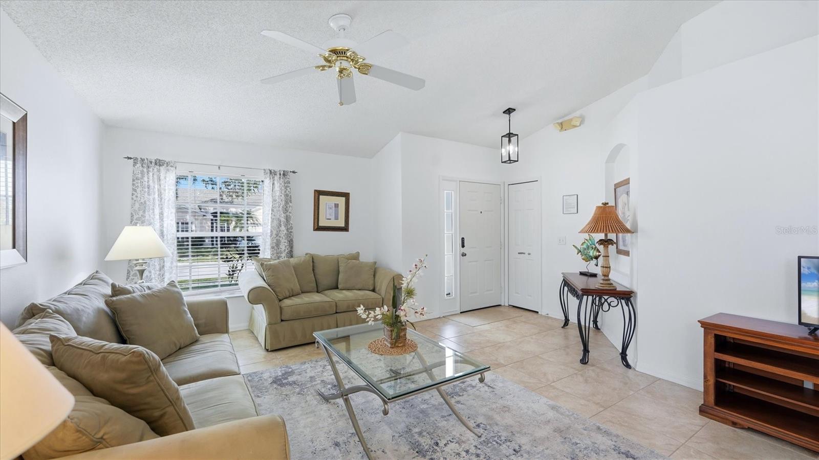 Listing Image #8