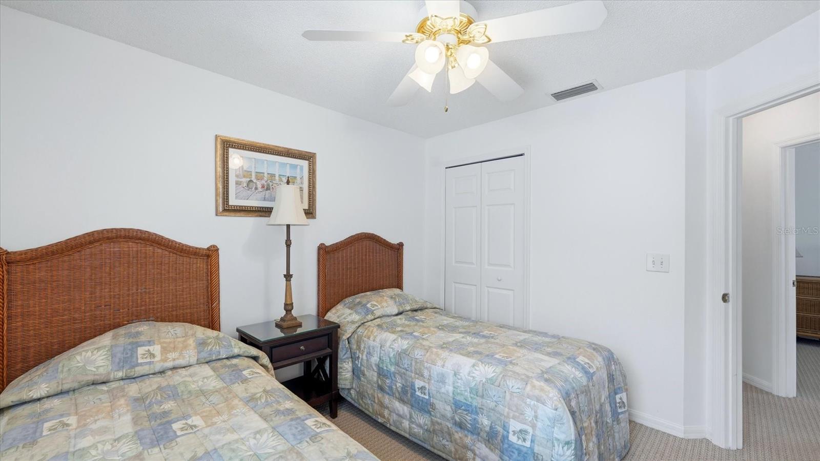 Listing Image #32