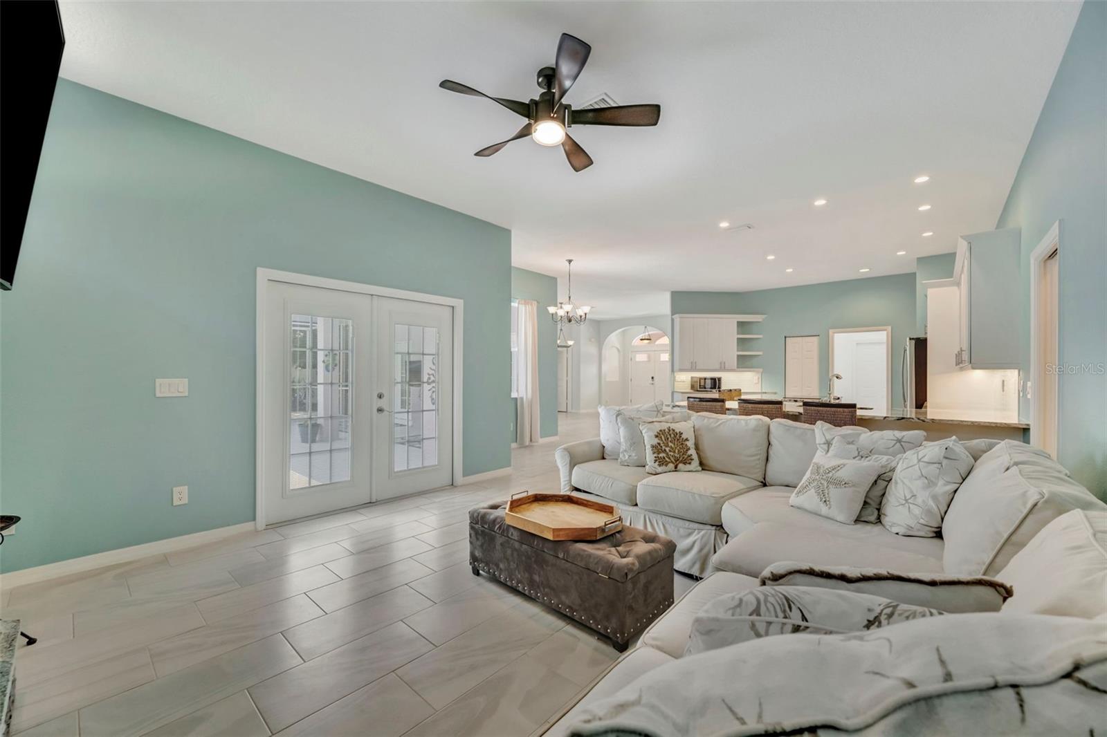 Listing Image #4