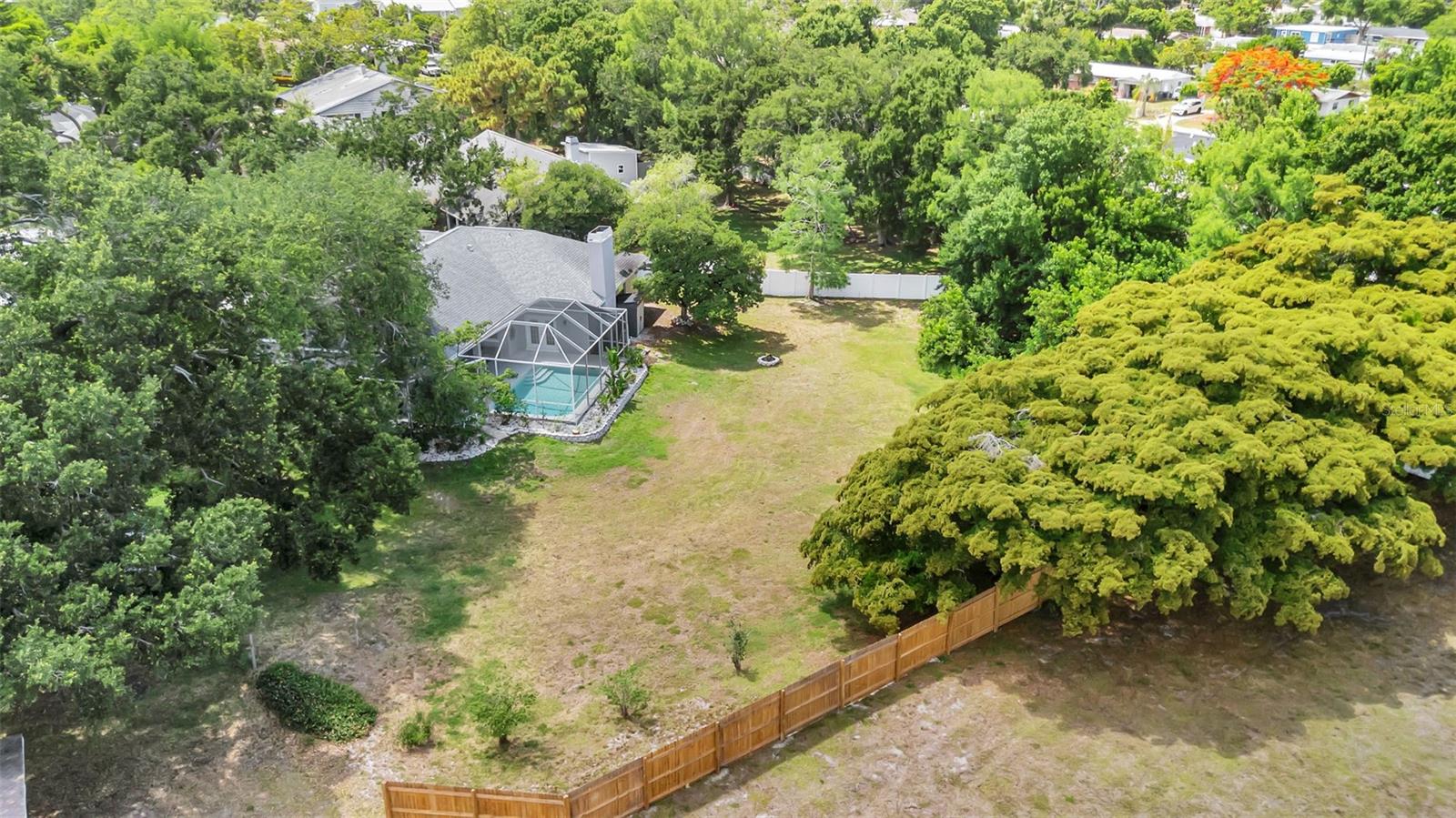 Listing Image #11