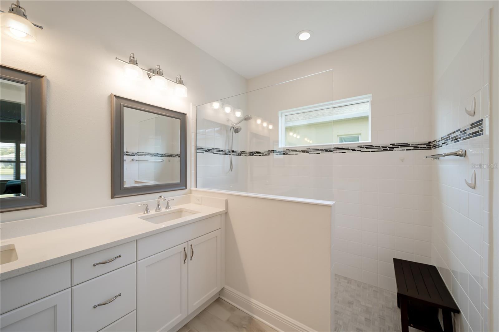 Listing Image #29