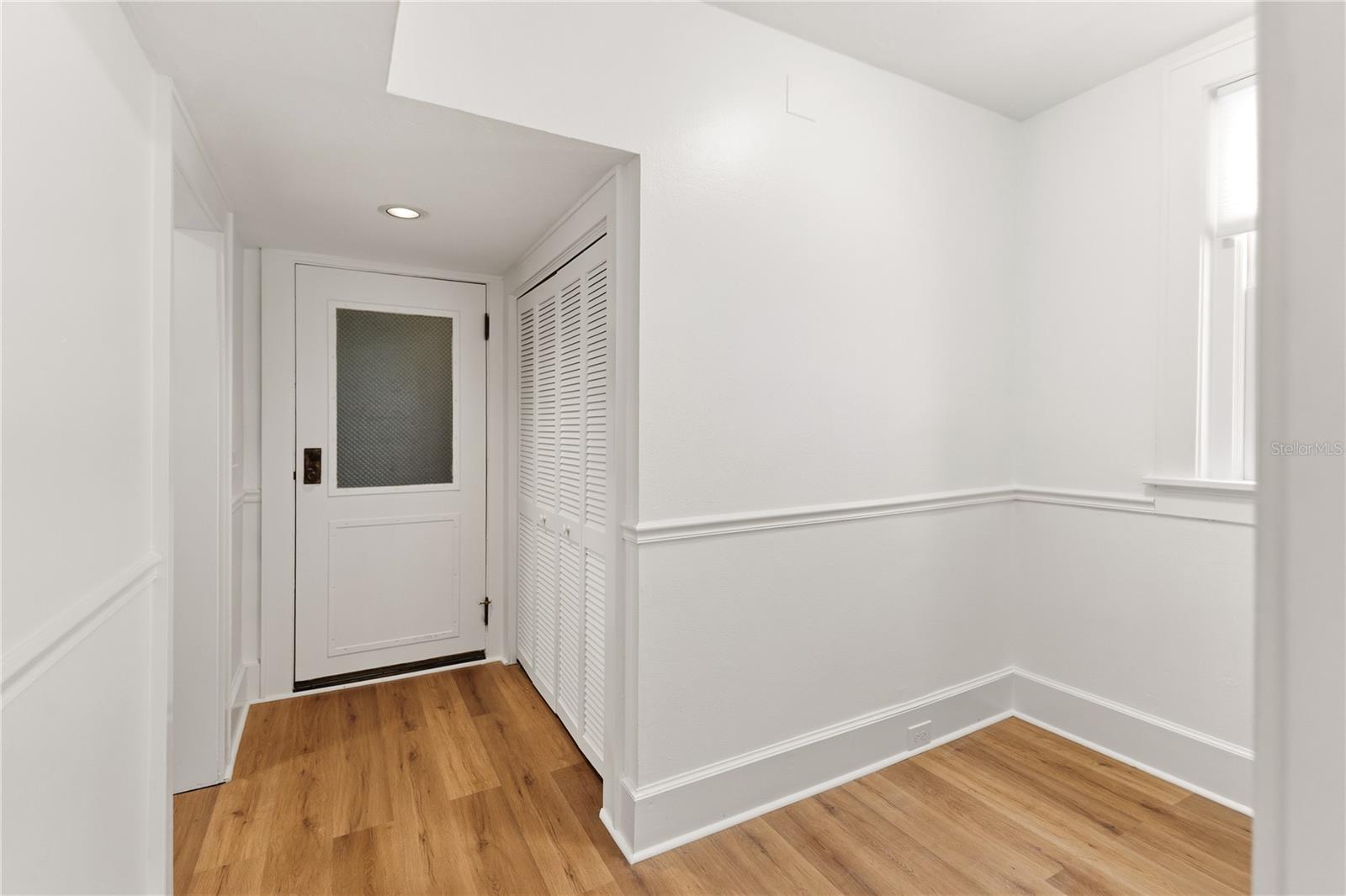 Listing Image #13