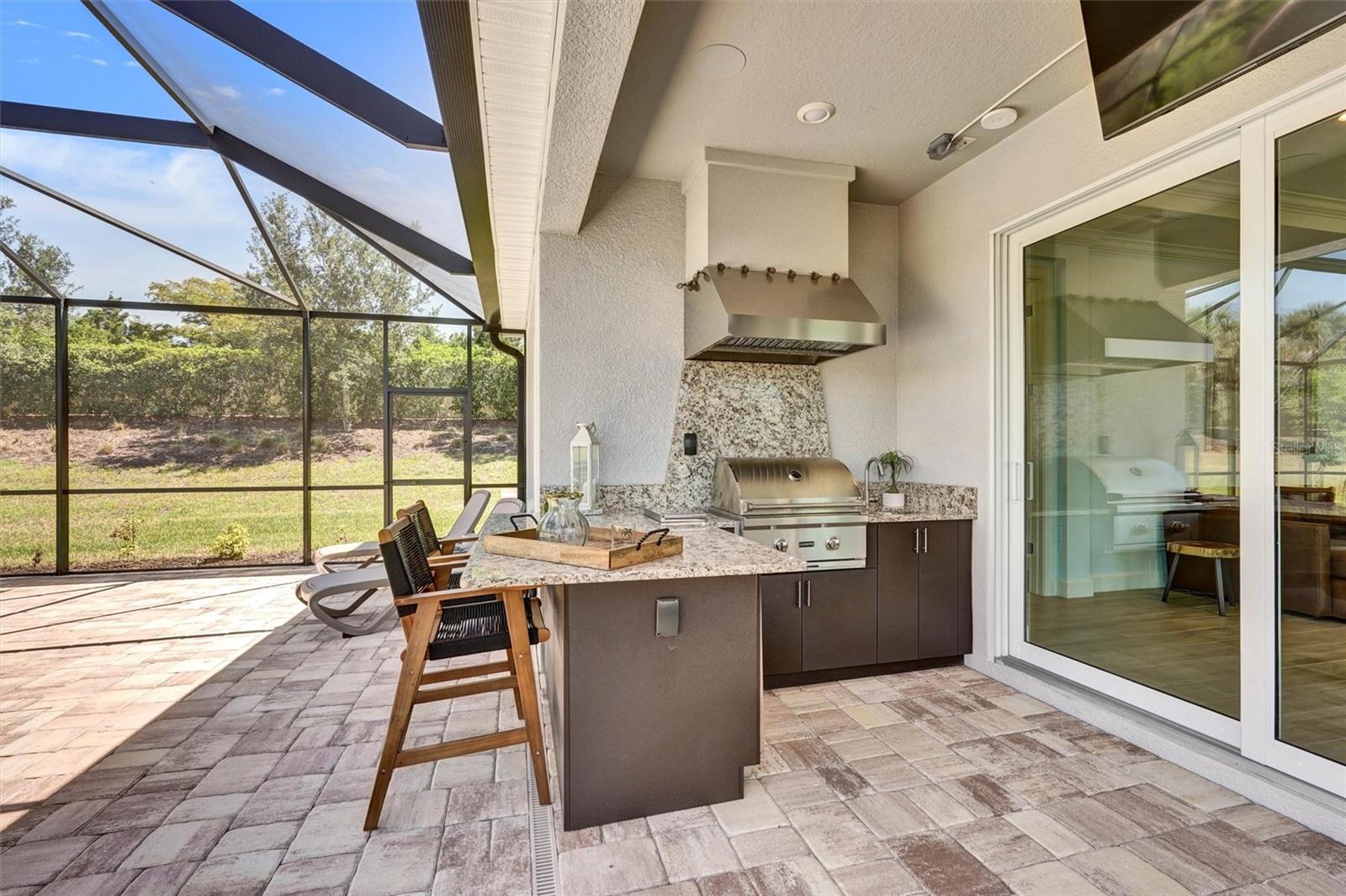 Listing Image #32