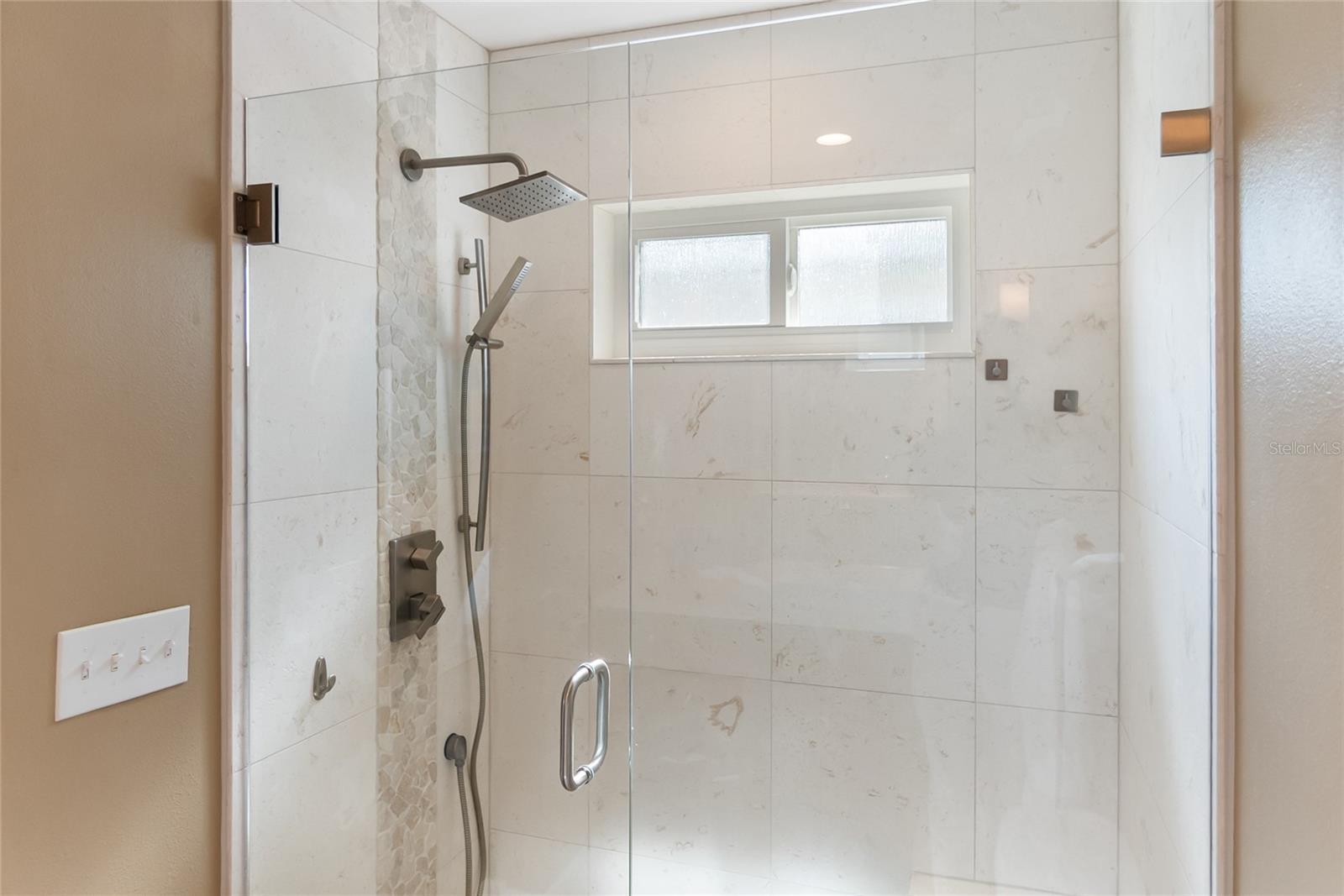 Listing Image #29