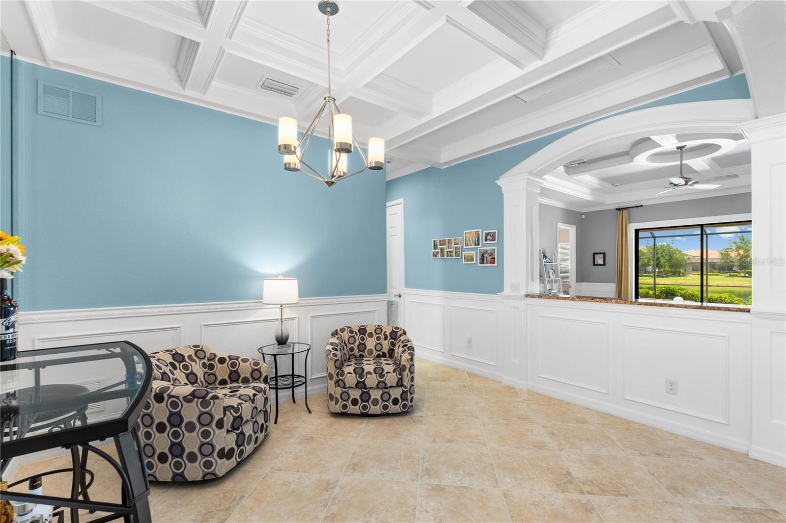 Listing Image #10
