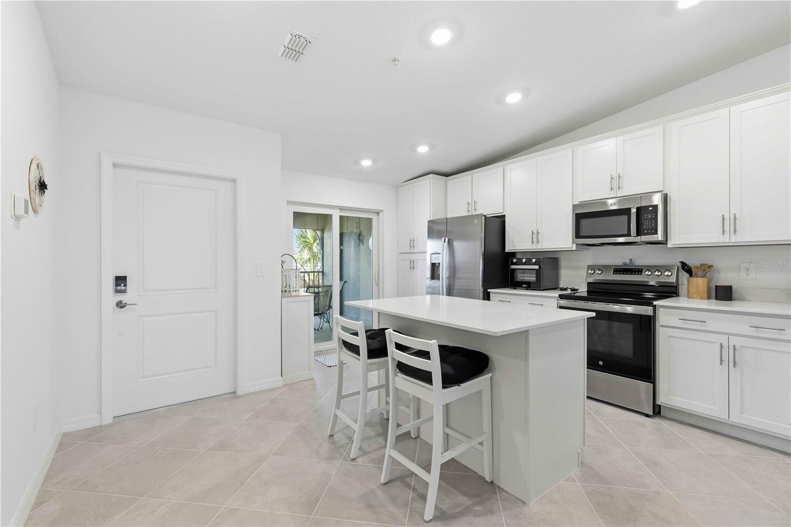 Listing Image #7