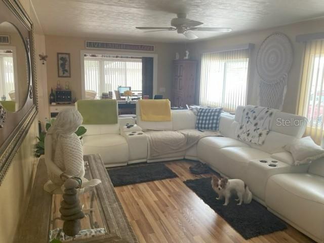 Listing Image #16