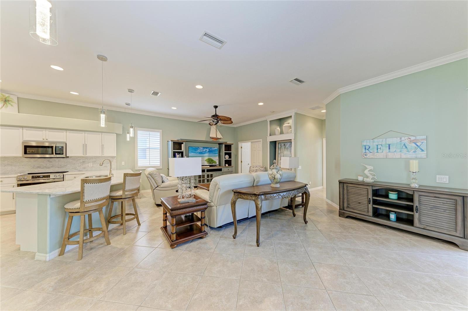 Listing Image #8