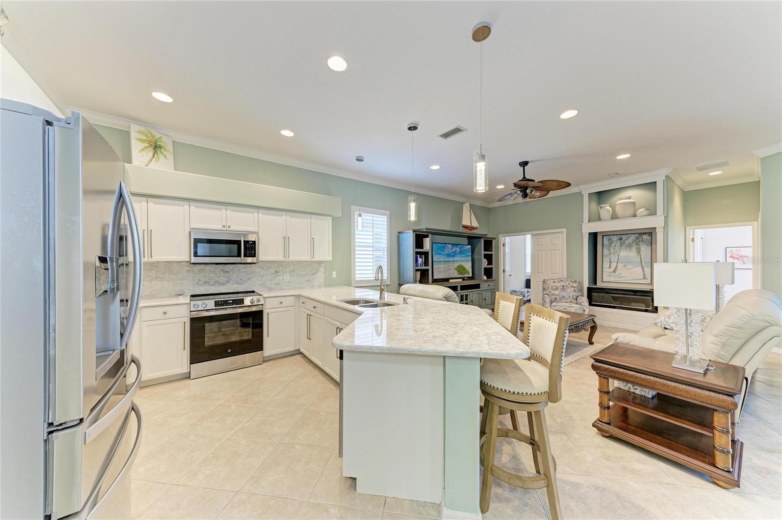 Listing Image #13