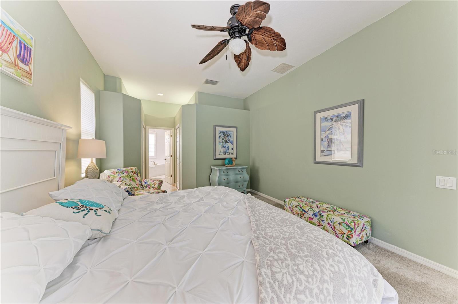 Listing Image #19
