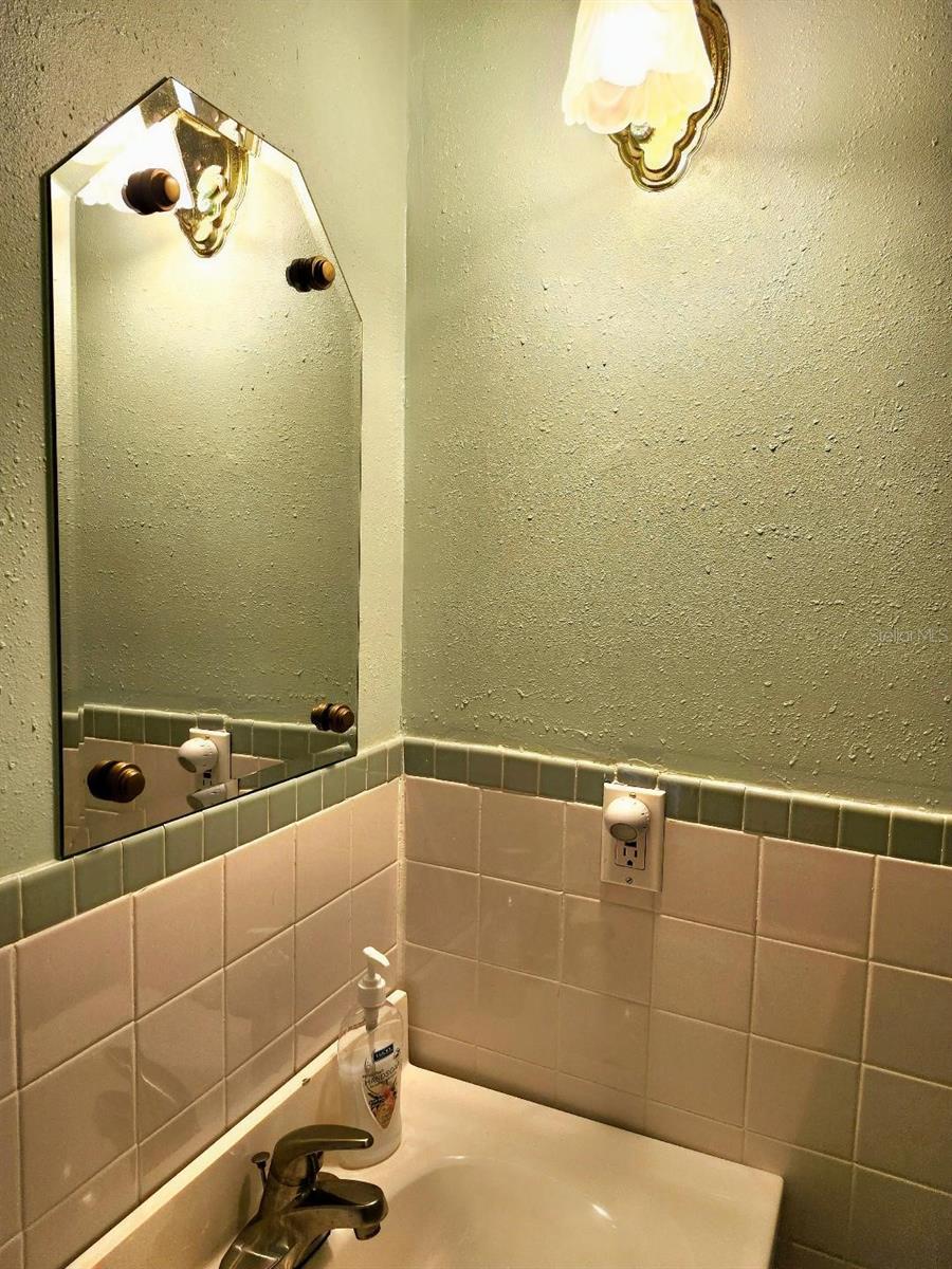 Listing Image #24