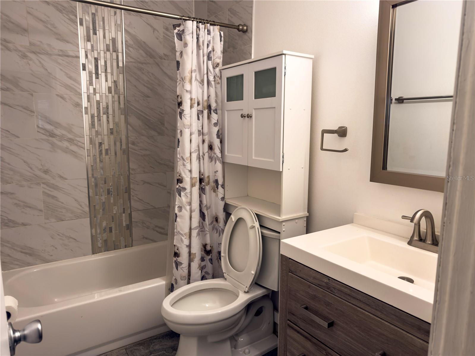 Listing Image #28