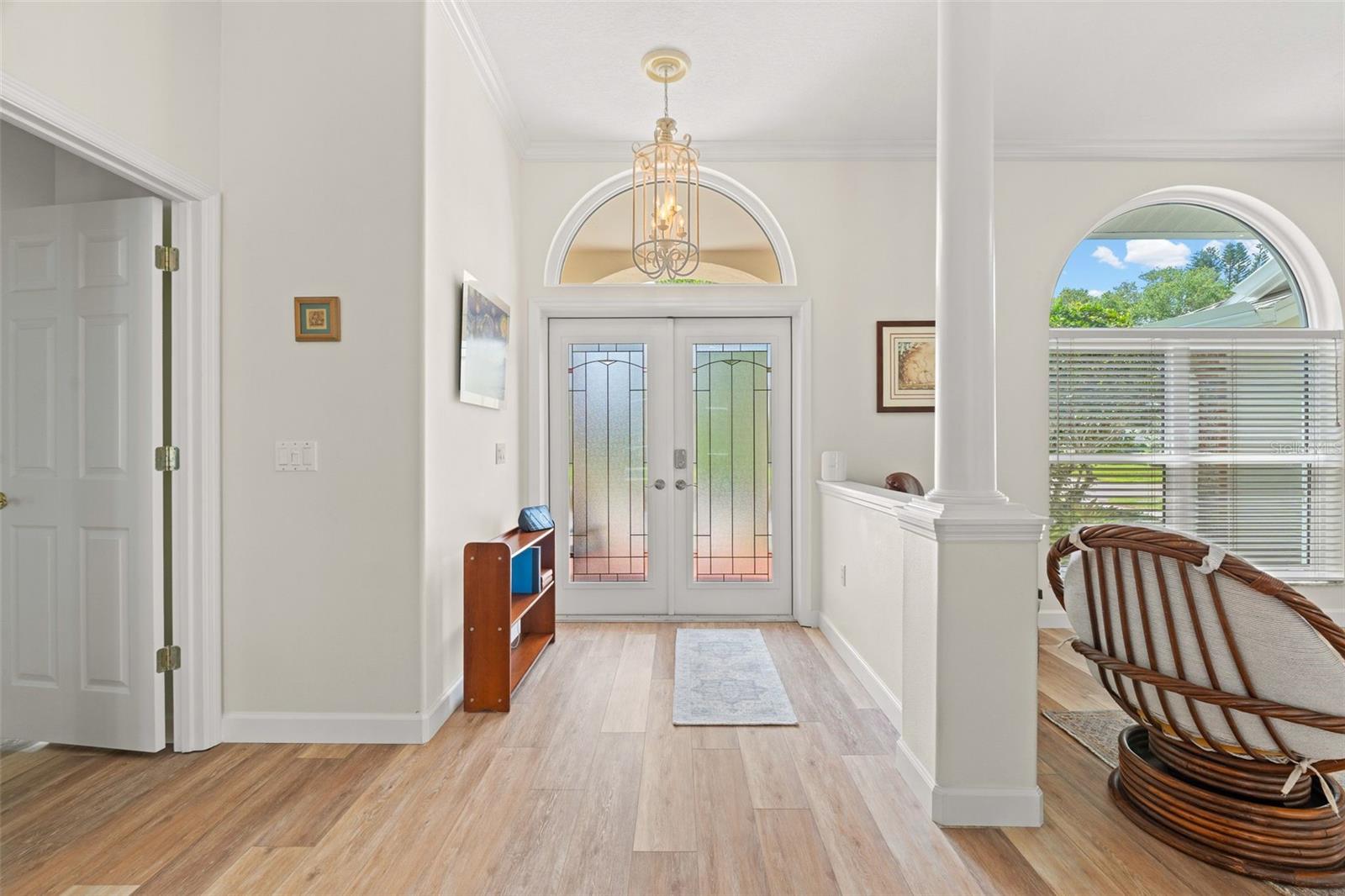 Listing Image #12