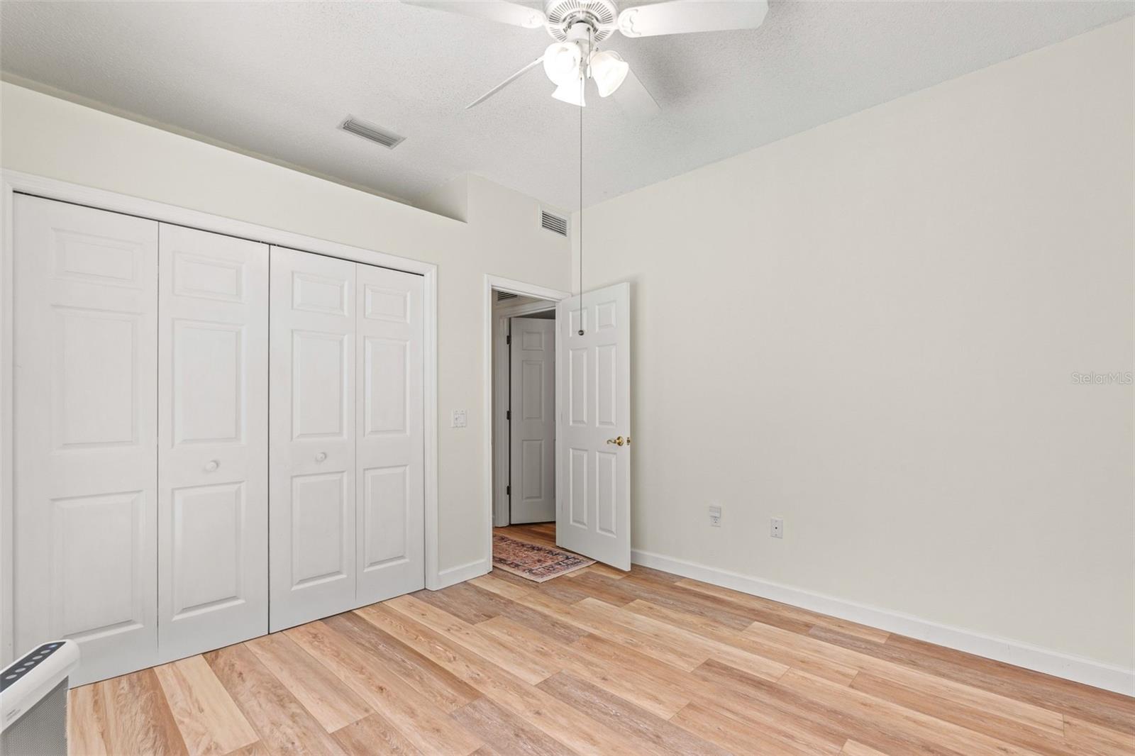 Listing Image #44