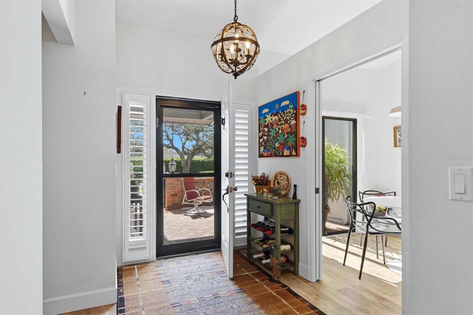 Listing Image #7