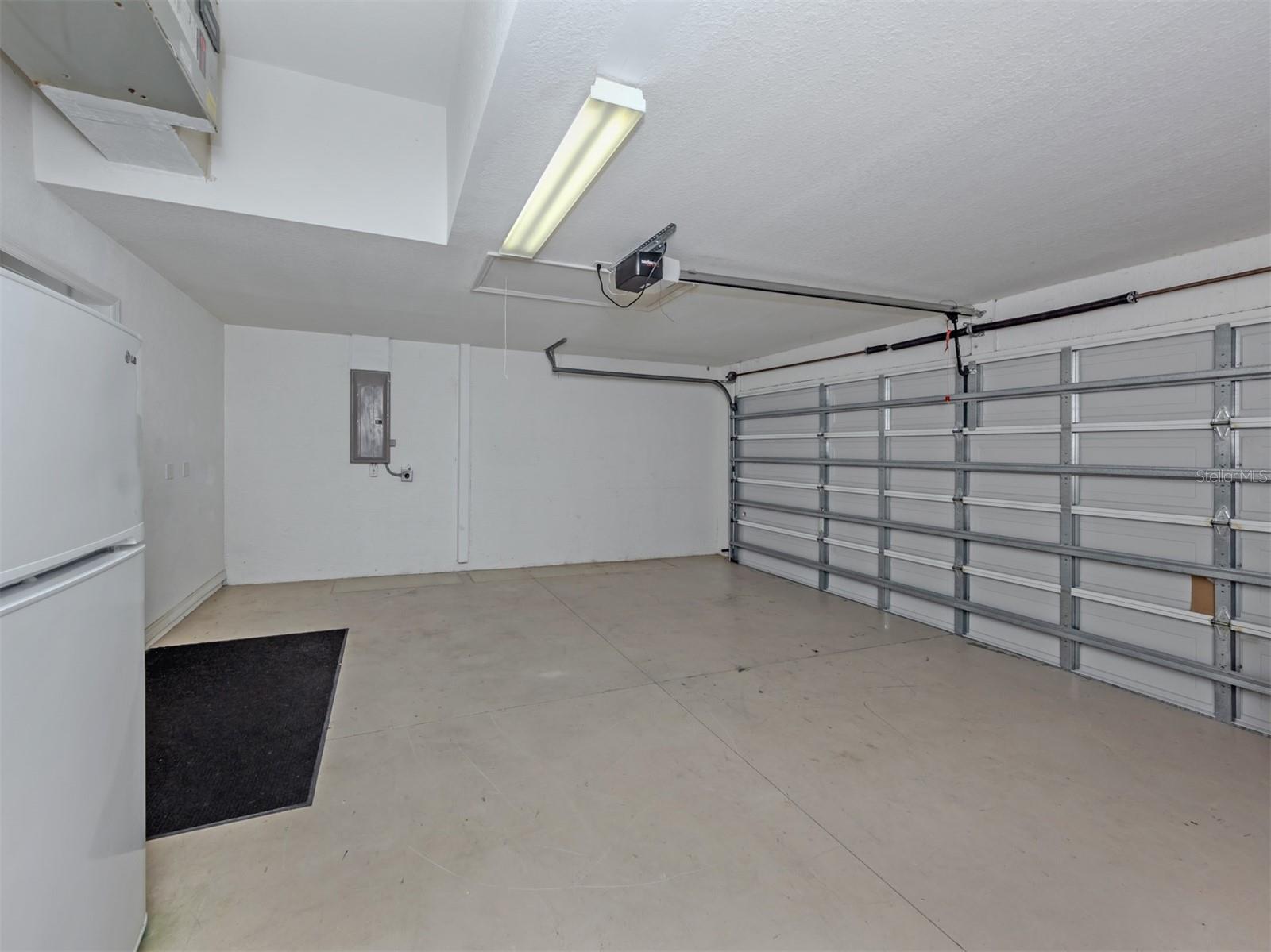 Listing Image #28
