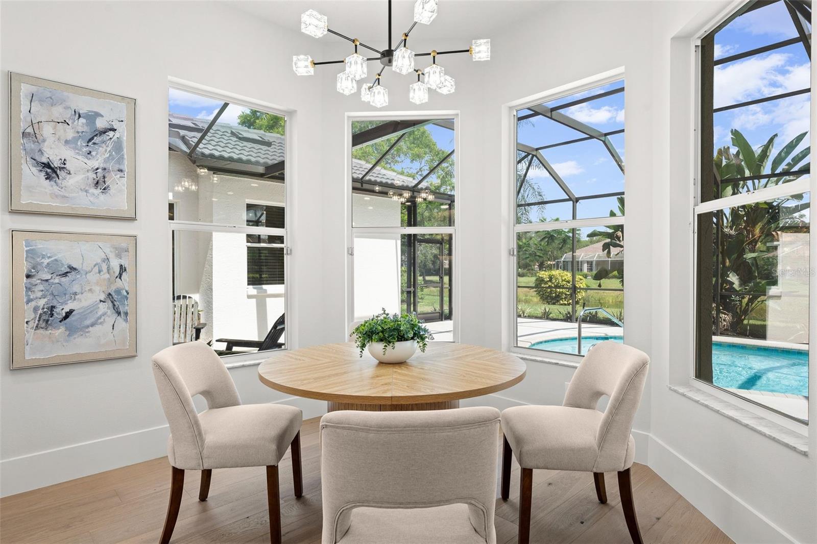 Listing Image #11