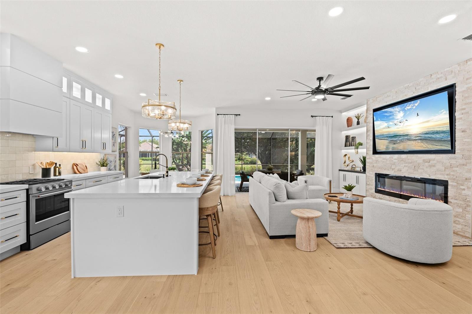 Listing Image #12