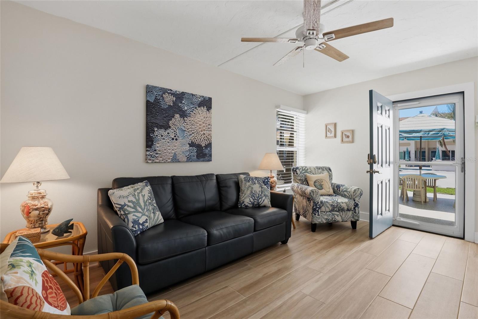 Listing Image #6