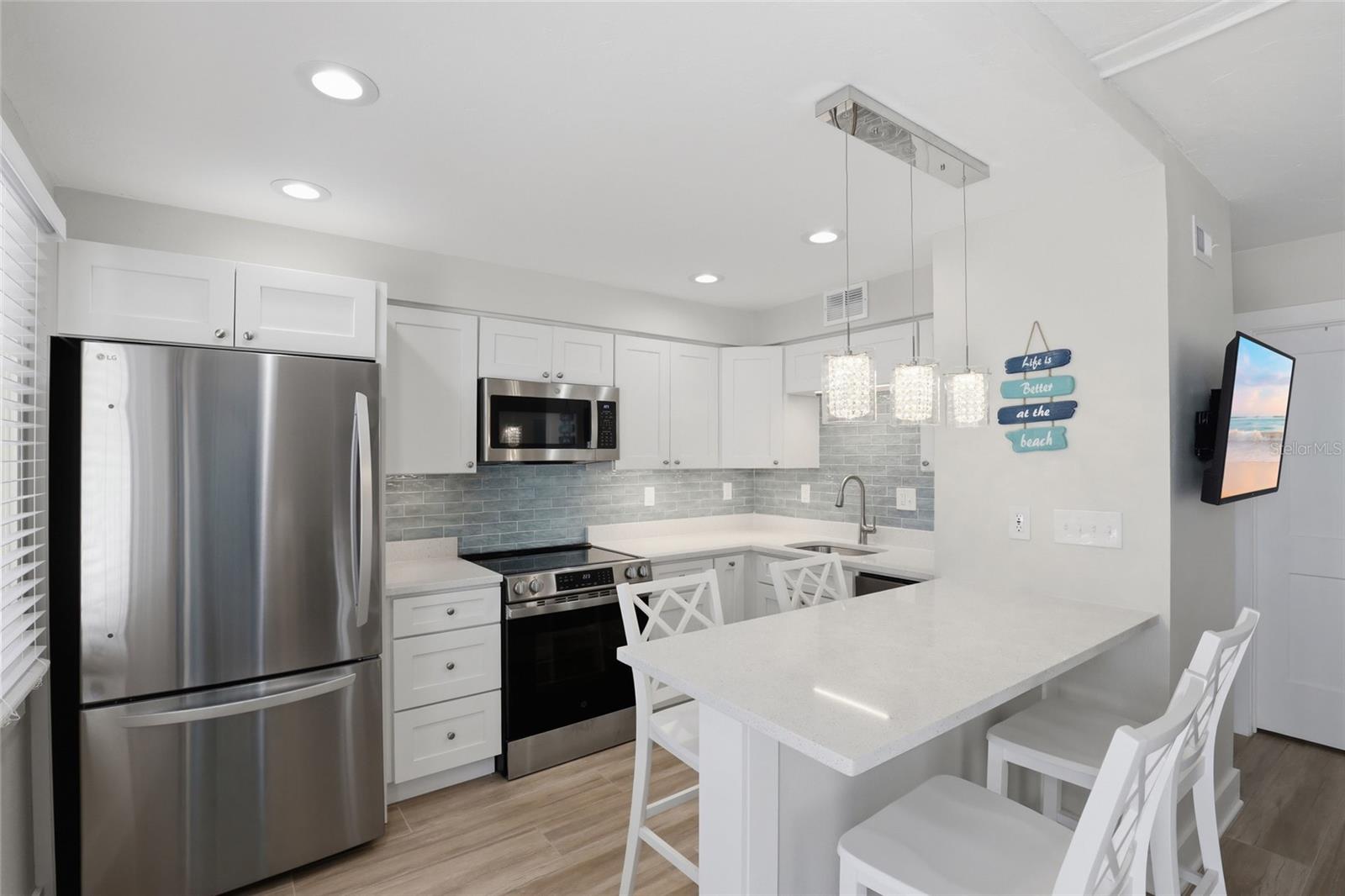 Listing Image #8