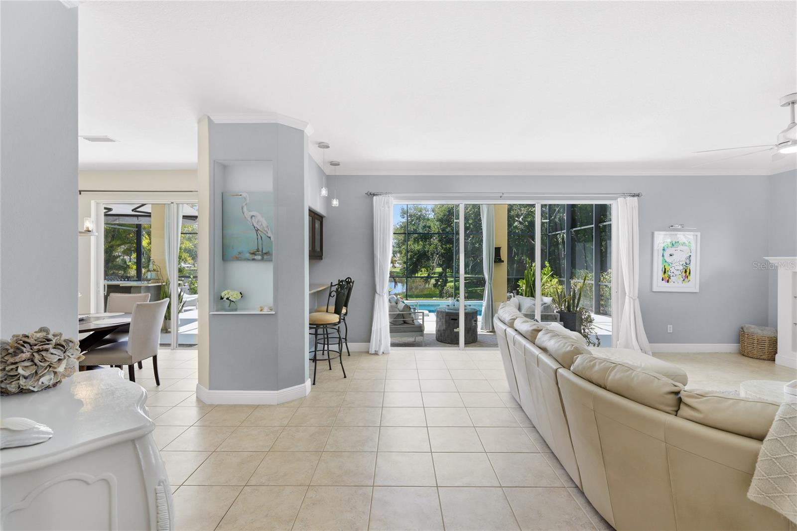 Listing Image #7