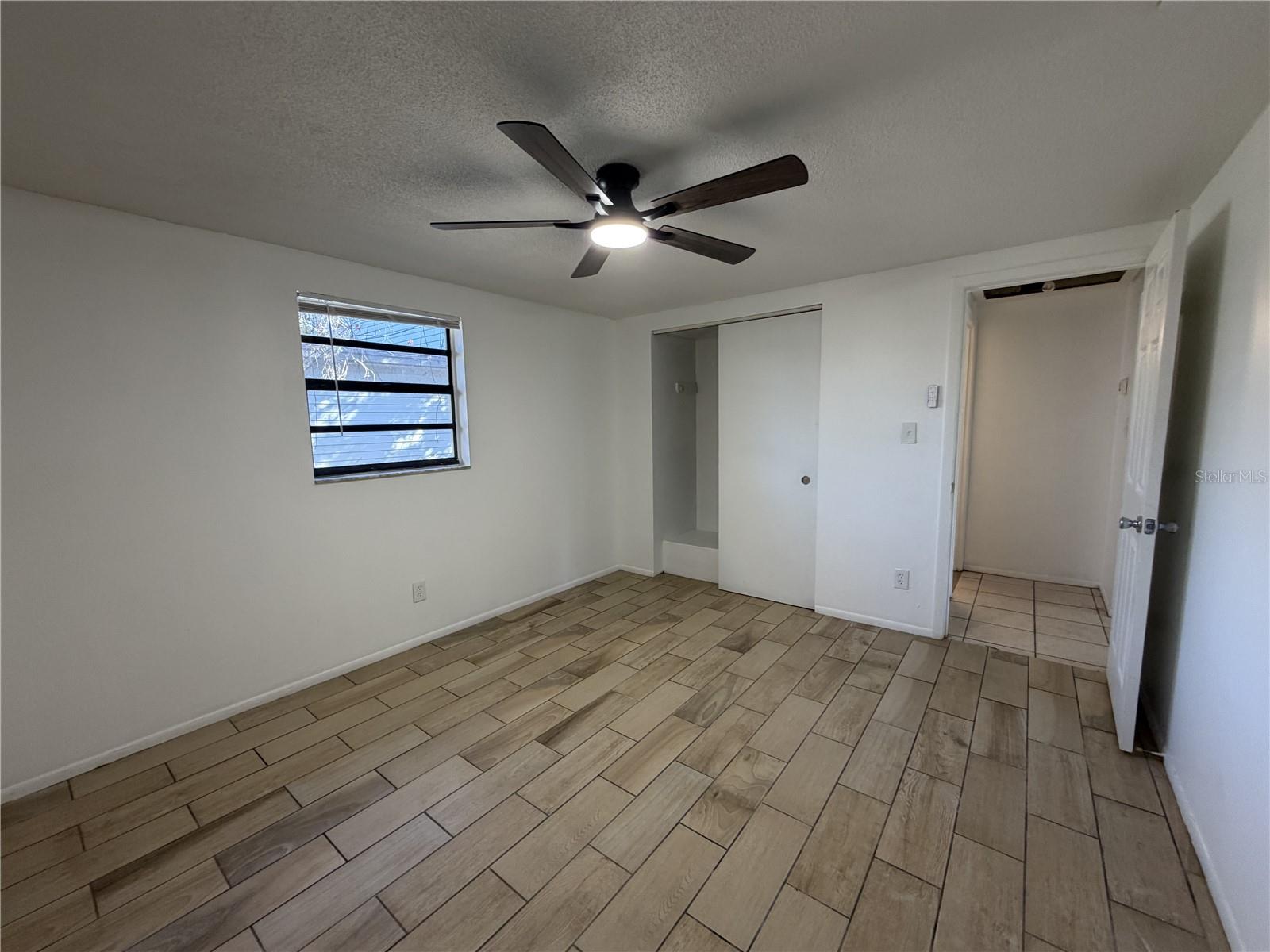 Listing Image #3