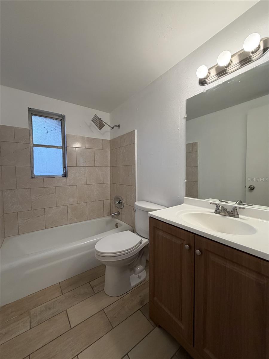 Listing Image #7