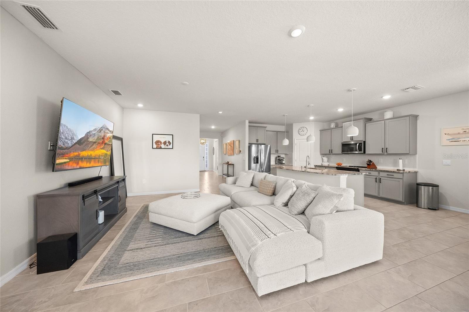 Listing Image #7